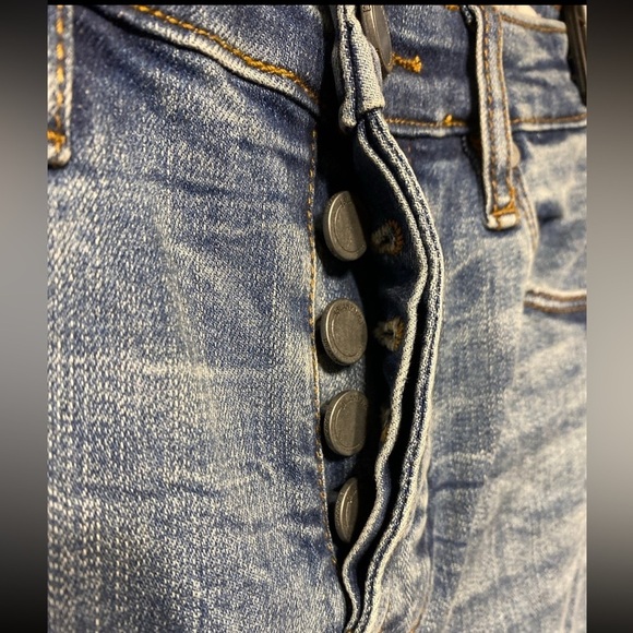 BLANKNYC Women’s High Waist Madison Crop Button Fly Jeans NWT size 25 - Picture 11 of 12